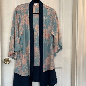 Lularoe NWOT Kimono 👘